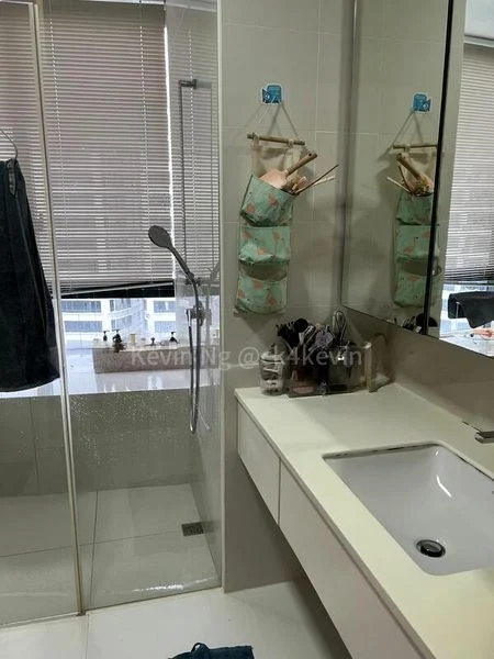 4 Bed Condo for Rent in  D'leedon - Image 6