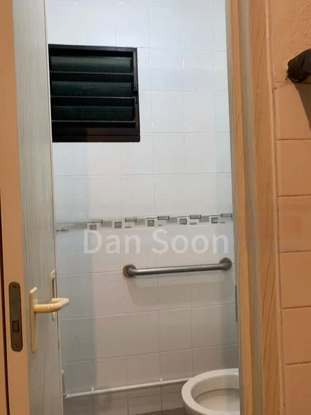 3 Room (3NG) HDB for Rent in  410 Tampines Street 41 - Image 8
