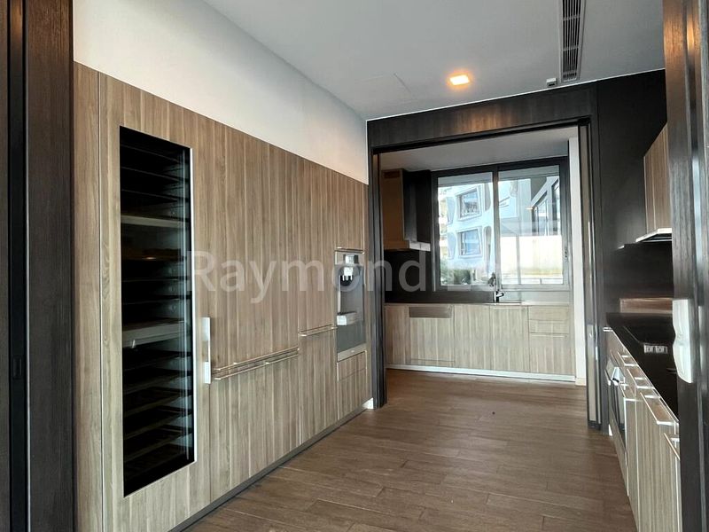 4 Bed Condo for Rent in  Cape Royale - Image 12