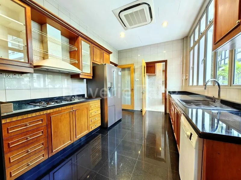 6 Bed Bungalow (Landed) for Rent in  Villas Holland - Image 11