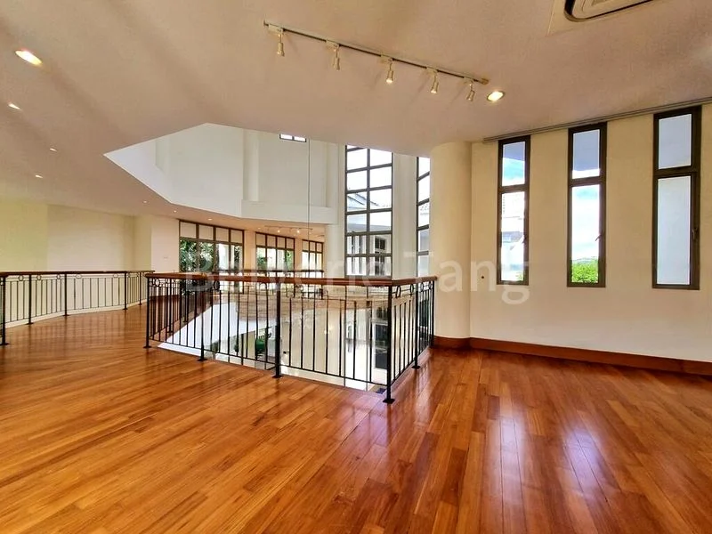 6 Bed Bungalow (Landed) for Rent in  Villas Holland - Image 13