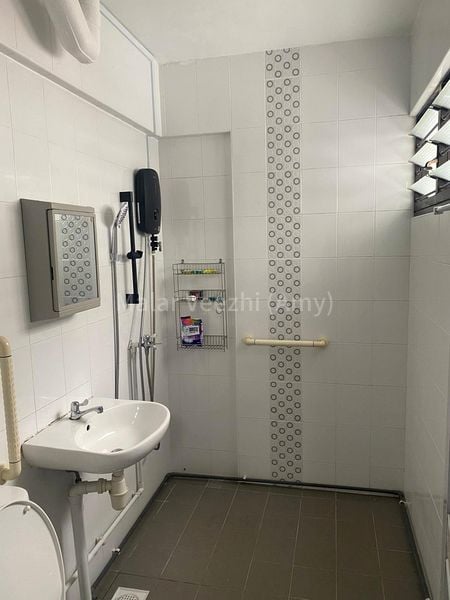 4 Room (4A) HDB for Rent in  350 Woodlands Avenue 3 - Image 5