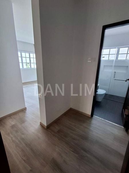 5 Bed Bungalow (Landed) for Sale in  Braddell Heights Estate - Image 8