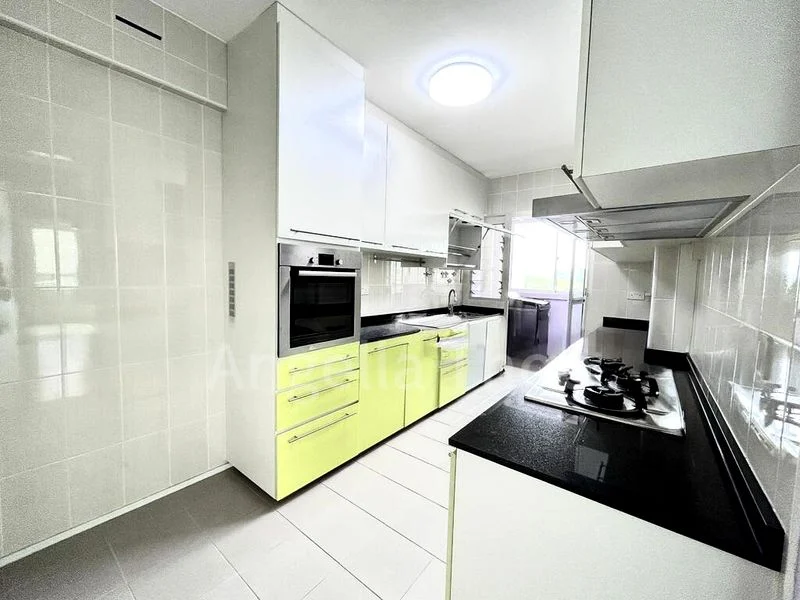 5 Room (5I) HDB for Rent in  451A Sengkang West Way - Image 2