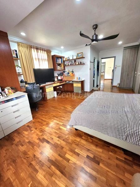 4+1 Bed Semi-Detached House (Landed) for Sale in  Tanah Merah Besar Lane - Image 3