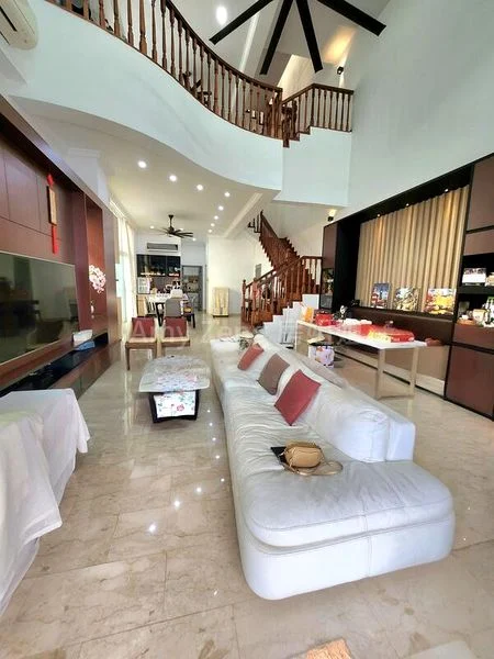 4+1 Bed Semi-Detached House (Landed) for Sale in  Tanah Merah Besar Lane - Image 2