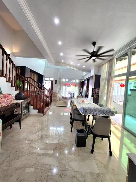 4+1 Bed Semi-Detached House (Landed) for Sale in  Tanah Merah Besar Lane - Image 1