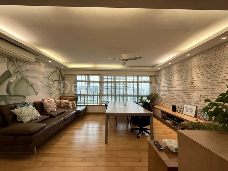 5 Room (5I) HDB for Sale in  213C Punggol Walk - Image 1