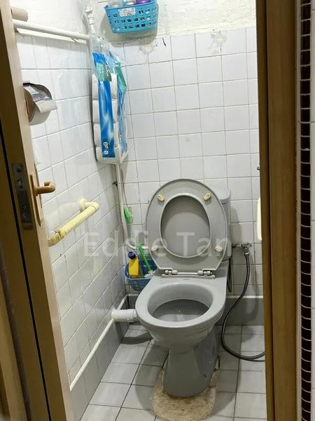 Common Room (HDB) for Rent in  44 Telok Blangah Drive - Image 7