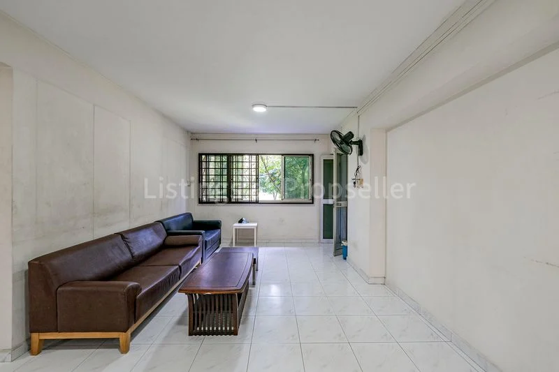 4 Room (4A) HDB for Sale in 944 Jurong West Street 91 - Image 1