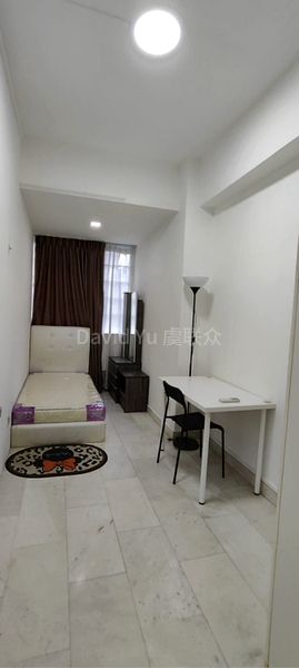 Common Room (Condo) for Rent in  Balestier Plaza - Image 3