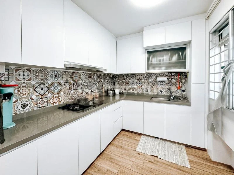 Executive HDB for Sale in  251 Pasir Ris Street 21 - Image 11