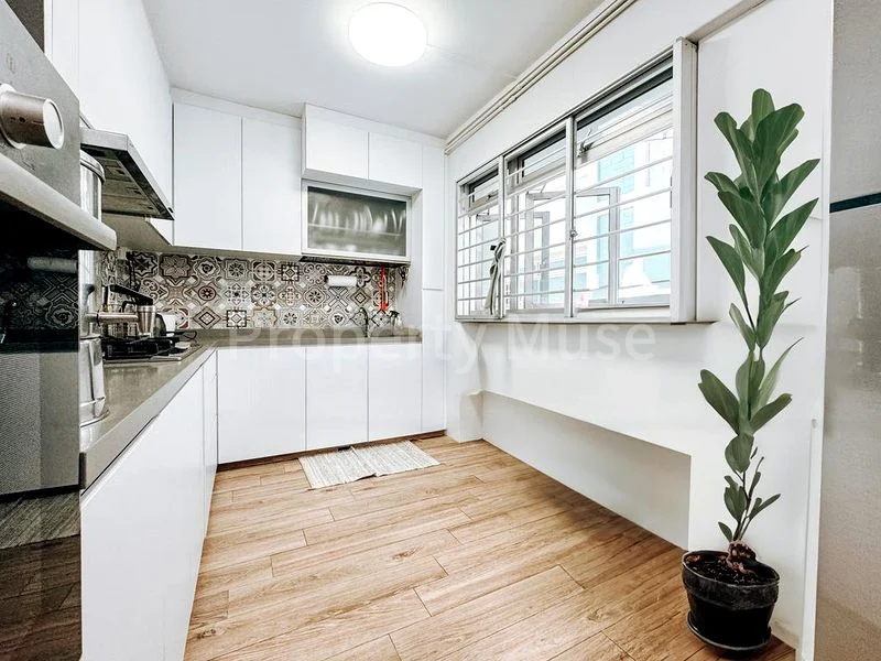 Executive HDB for Sale in  251 Pasir Ris Street 21 - Image 10