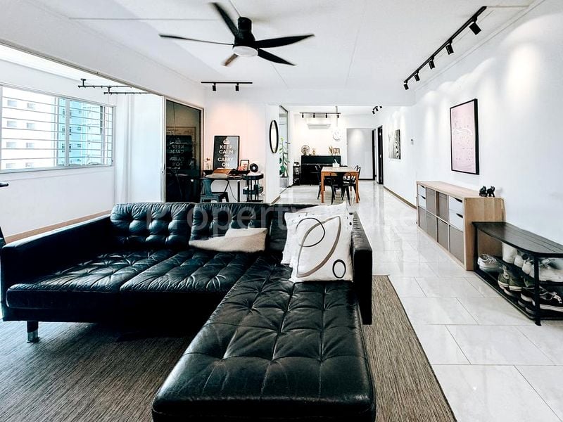 Executive HDB for Sale in  251 Pasir Ris Street 21 - Image 1