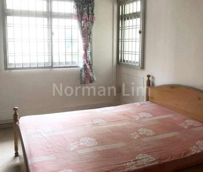 4 Room (4A) HDB for Rent in  131 Rivervale Street - Image 5