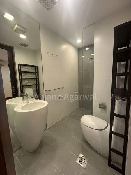 4 Bed Condo for Rent in  Maple Woods - Image 4