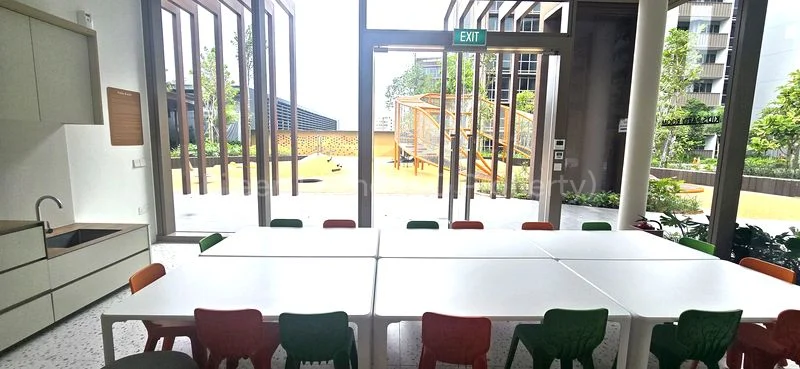 2 Bed Apartment (Condo) for Sale in  Pasir Ris 8 / Pasir Ris Mall - Image 26