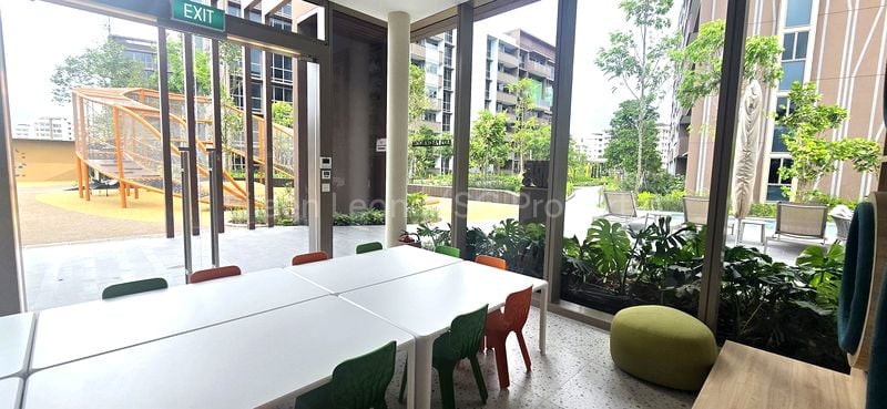 2 Bed Apartment (Condo) for Sale in  Pasir Ris 8 / Pasir Ris Mall - Image 25