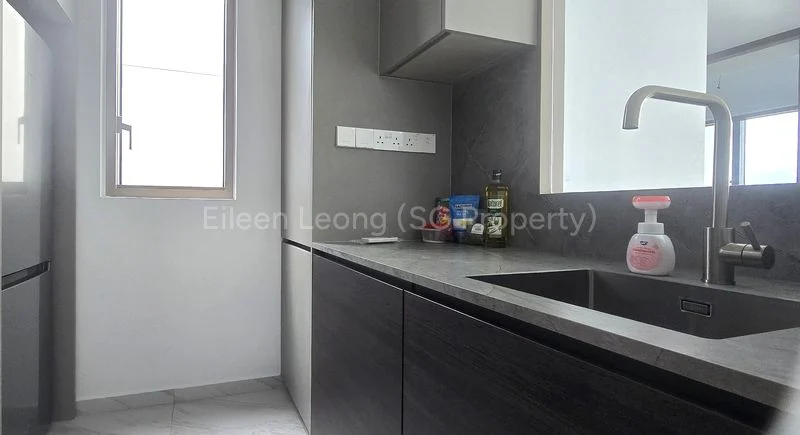2 Bed Apartment (Condo) for Sale in  Pasir Ris 8 / Pasir Ris Mall - Image 5