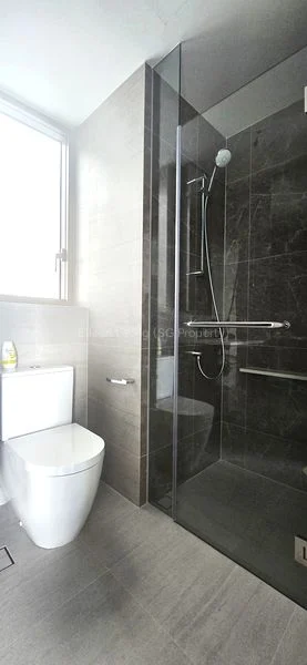 2 Bed Apartment (Condo) for Sale in  Pasir Ris 8 / Pasir Ris Mall - Image 11