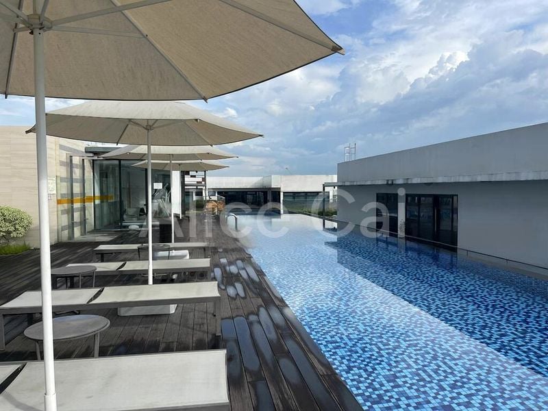 Light Industrial (B1) for Rent: Novelty Techpoint - Image 2