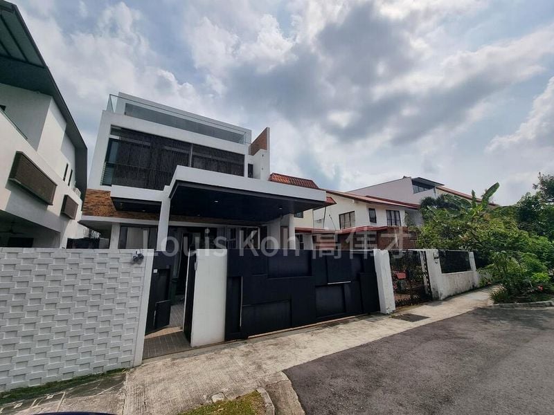 6 Bed Semi-Detached House (Landed) for Sale in  Bedokville - Image 1