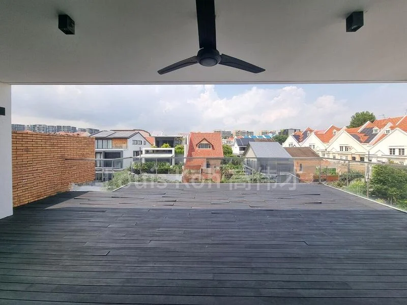 6 Bed Semi-Detached House (Landed) for Sale in  Bedokville - Image 2