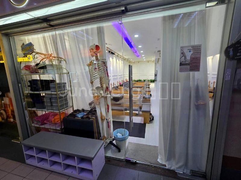 Food & Beverage for Sale: TEXTILE CENTRE - Image 3