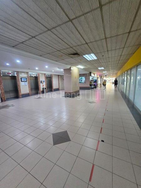 Food & Beverage for Sale: TEXTILE CENTRE - Image 7