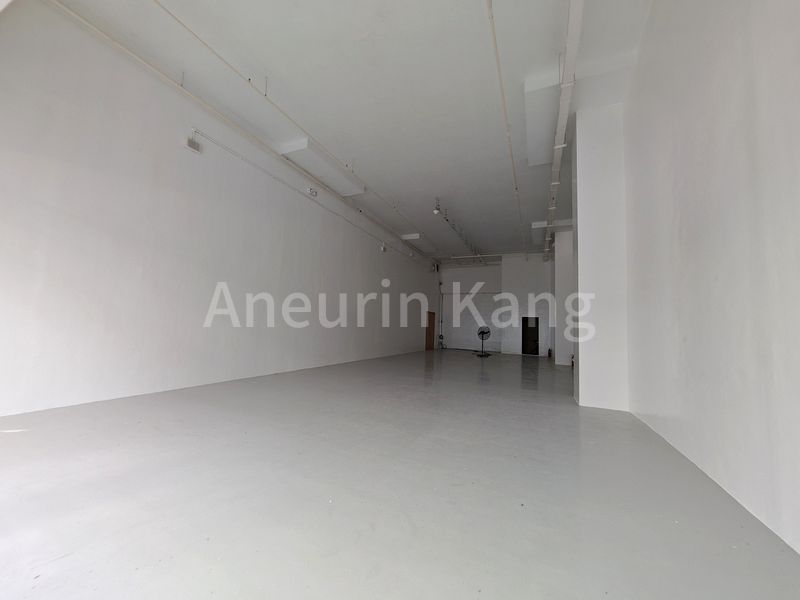 Light Industrial (B1) for Rent in  Interlocal Centre - Image 4