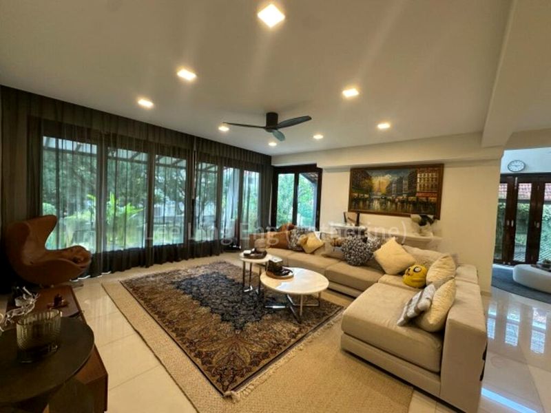 5 Bed Bungalow (Landed) for Sale in  Wareham Road - Image 6