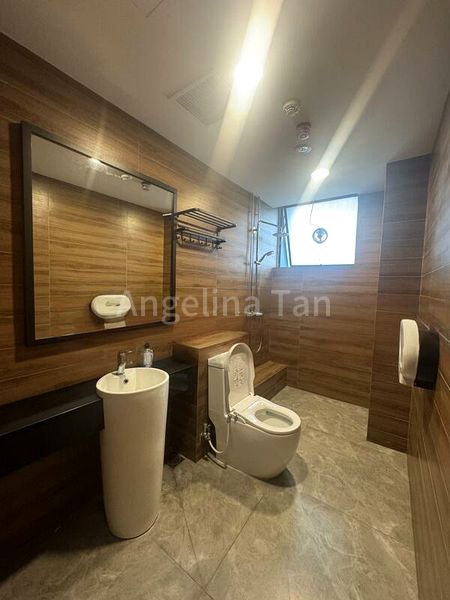 Light Industrial (B1) for Sale: Lhk3 Building - Image 7