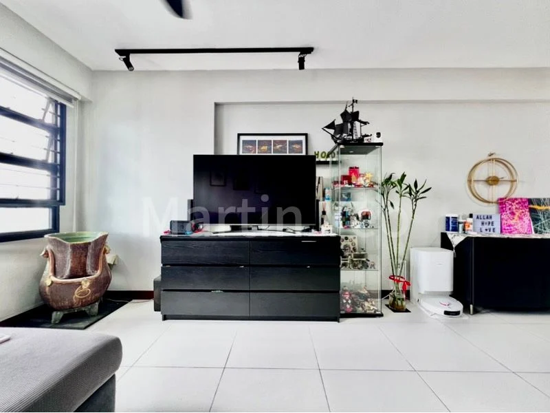 4 Room (4A) HDB for Sale in 548B Segar Road - Image 2