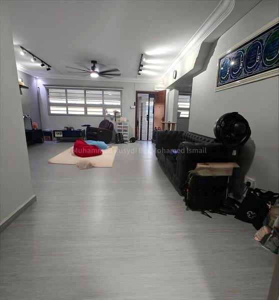 Jumbo HDB for Sale in  307 Woodlands Avenue 1 - Image 1