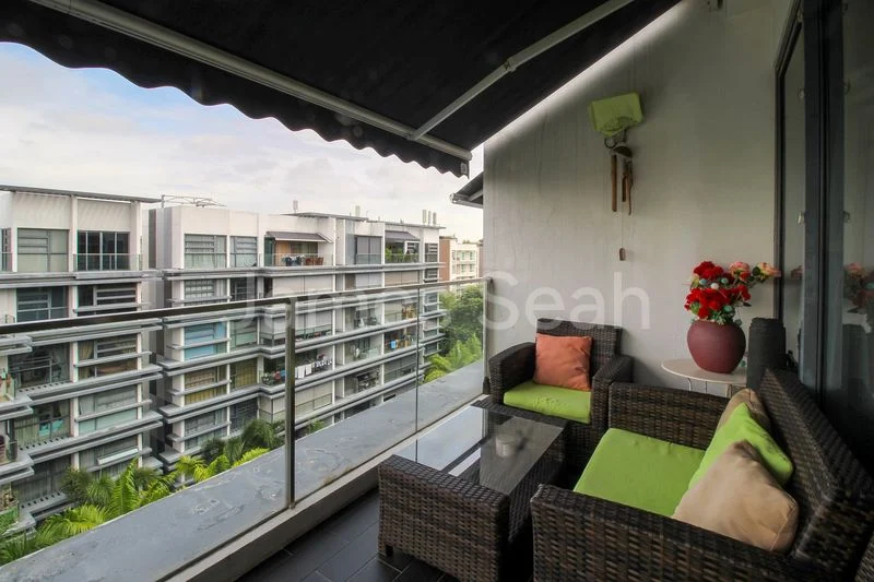 4 Bed Condo for Sale in  Hedges Park Condominium - Image 4