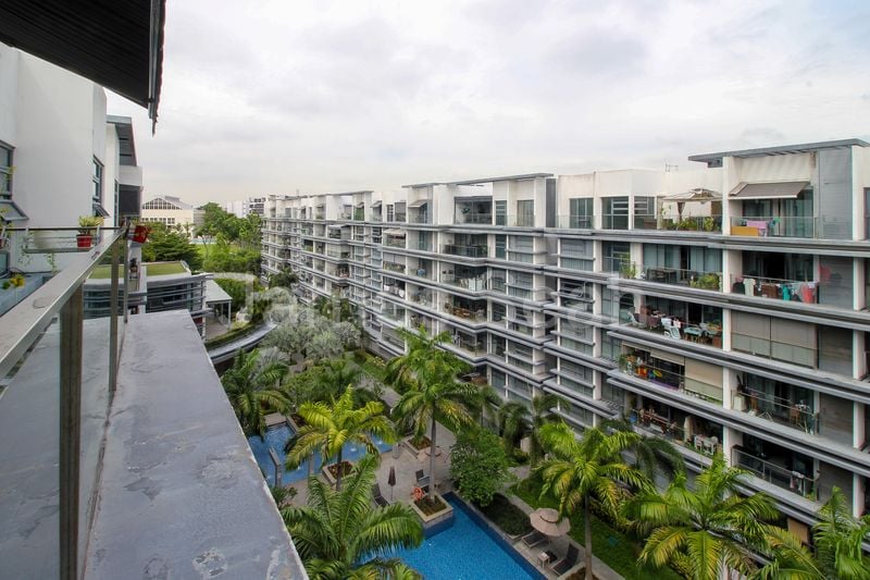 4 Bed Condo for Sale in  Hedges Park Condominium - Image 5
