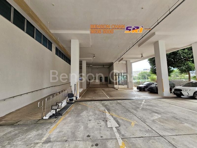 Light Industrial (B1) for Rent: 8 Commonwealth Lane - Image 1