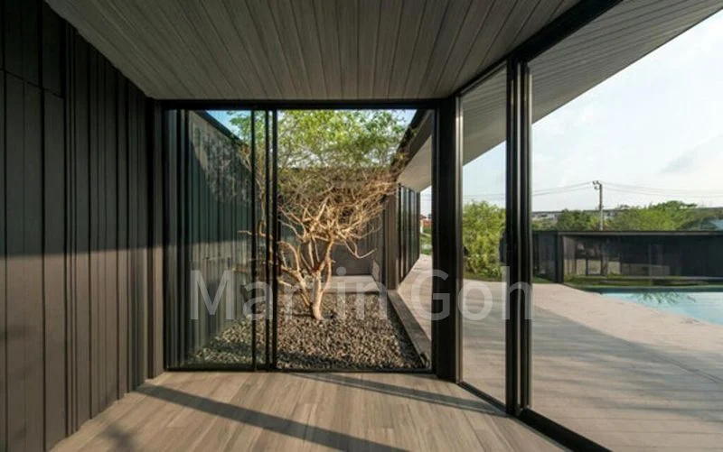 10 Bed Bungalow (Landed) for Sale in  College Green - Image 3