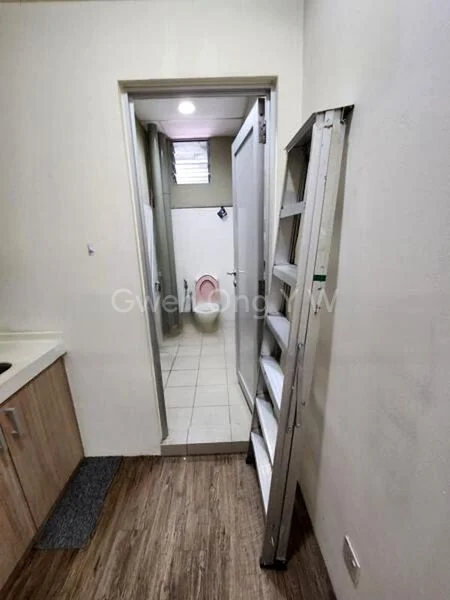 Light Industrial (B1) for Rent: Wcega Tower - Image 1