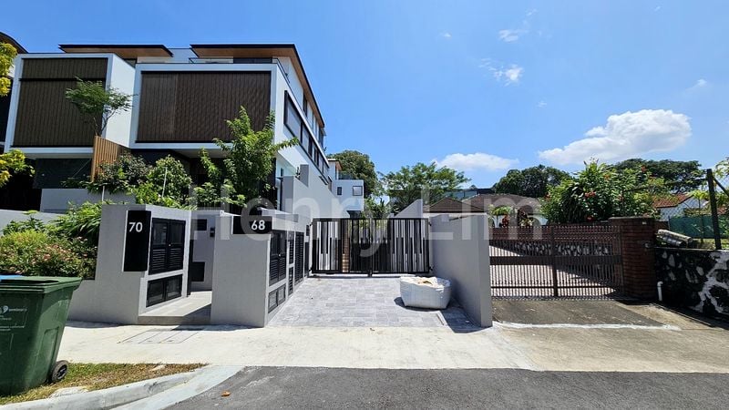 5 Bed Semi-Detached House (Landed) for Sale in Hong Kong Park - Image 1