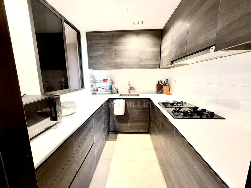 3 Bed Condo for Sale in Sims Urban Oasis - Image 4