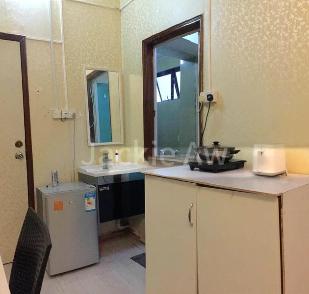 Room (Condo) for Rent in Race Course Mansion - Image 2