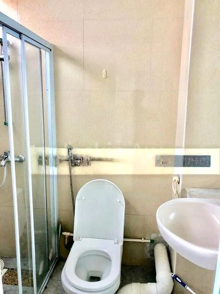 Room (Condo) for Rent in Race Course Mansion - Image 9