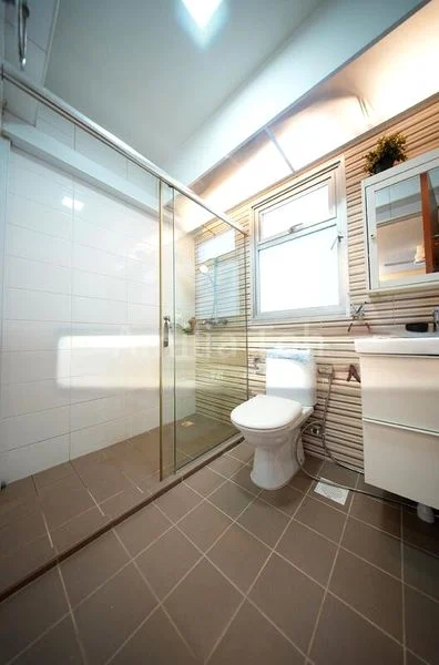 4 Room (4STD) HDB for Sale in  442C Bukit Batok West Avenue 8 - Image 9