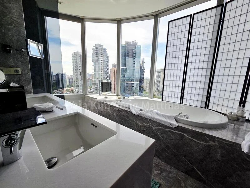 3 Bed Condo for Sale in  The Orchard Residences - Image 13