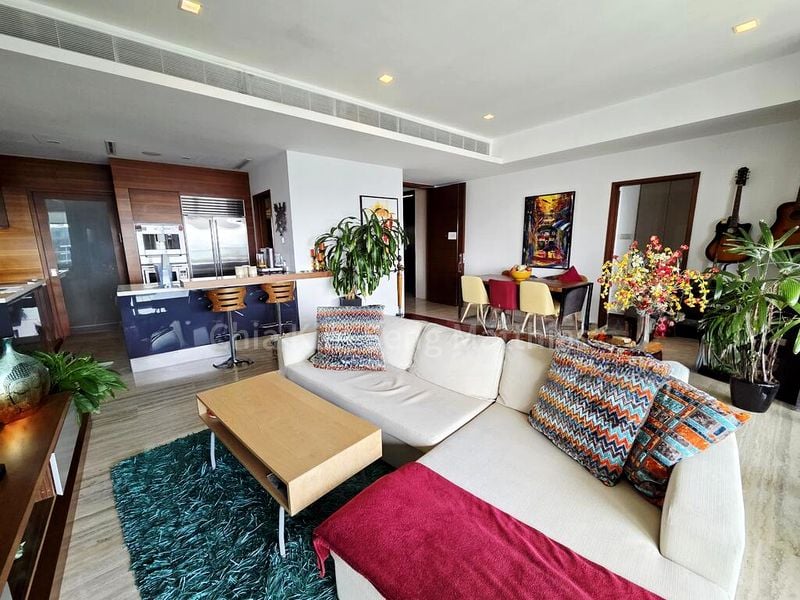 3 Bed Condo for Sale in  The Orchard Residences - Image 10