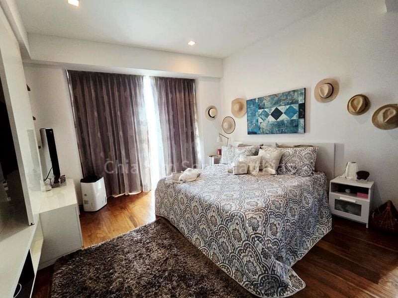 3 Bed Condo for Sale in  The Orchard Residences - Image 11