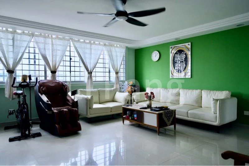4 Room (4A) HDB for Sale in 334 Woodlands Street 32 - Image 1