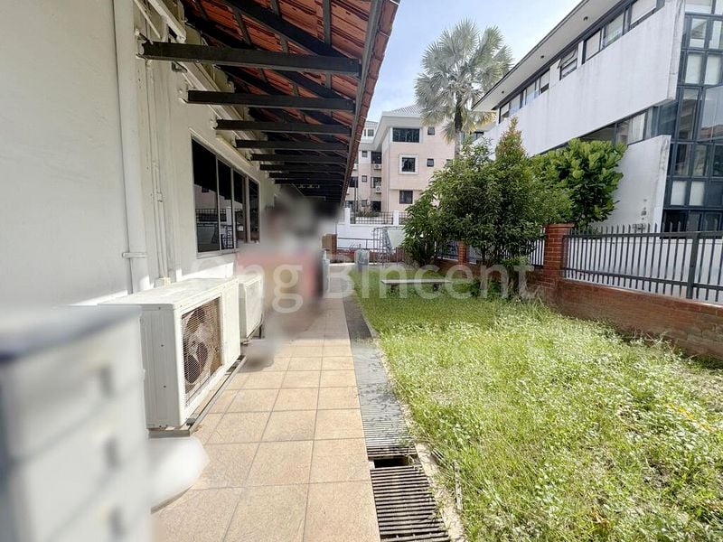 5 Bed Corner Terrace (Landed) for Sale in  Lowland Road - Image 1