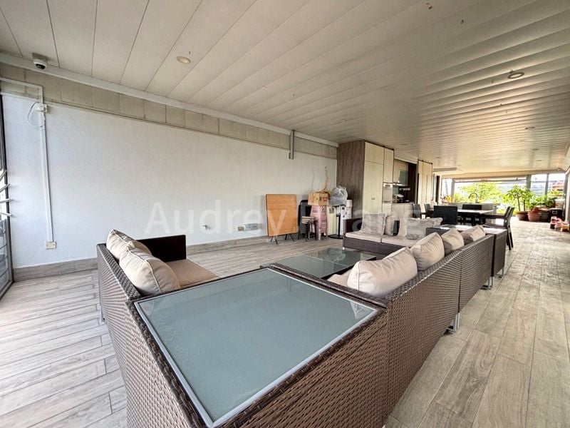 7 Bed Condo for Sale in  A Treasure Trove - Image 13